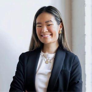 Meet your Posher, Naomie